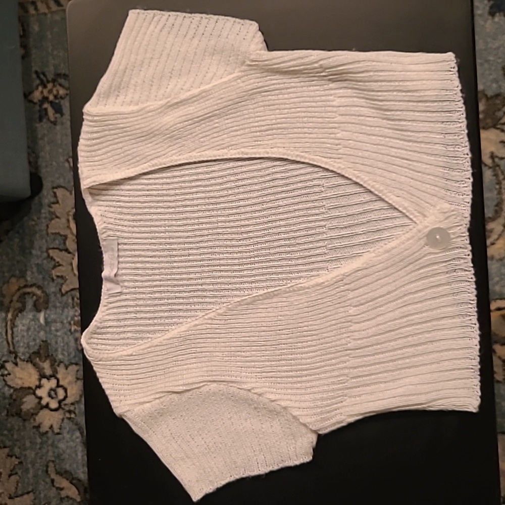 Charlotte Russe white crop knit cardigan size small